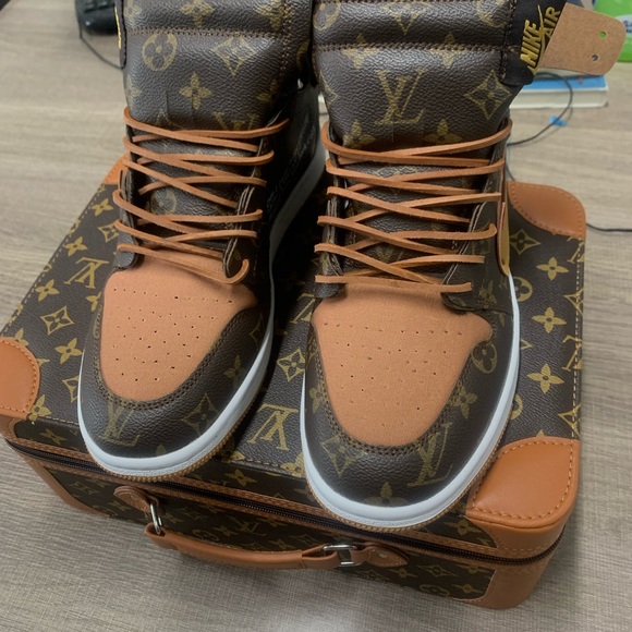 Stylish Brown High-Top Sneakers